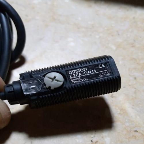 OMRON E3FA-DN11  Photoelectric Sensors thumbnail 4