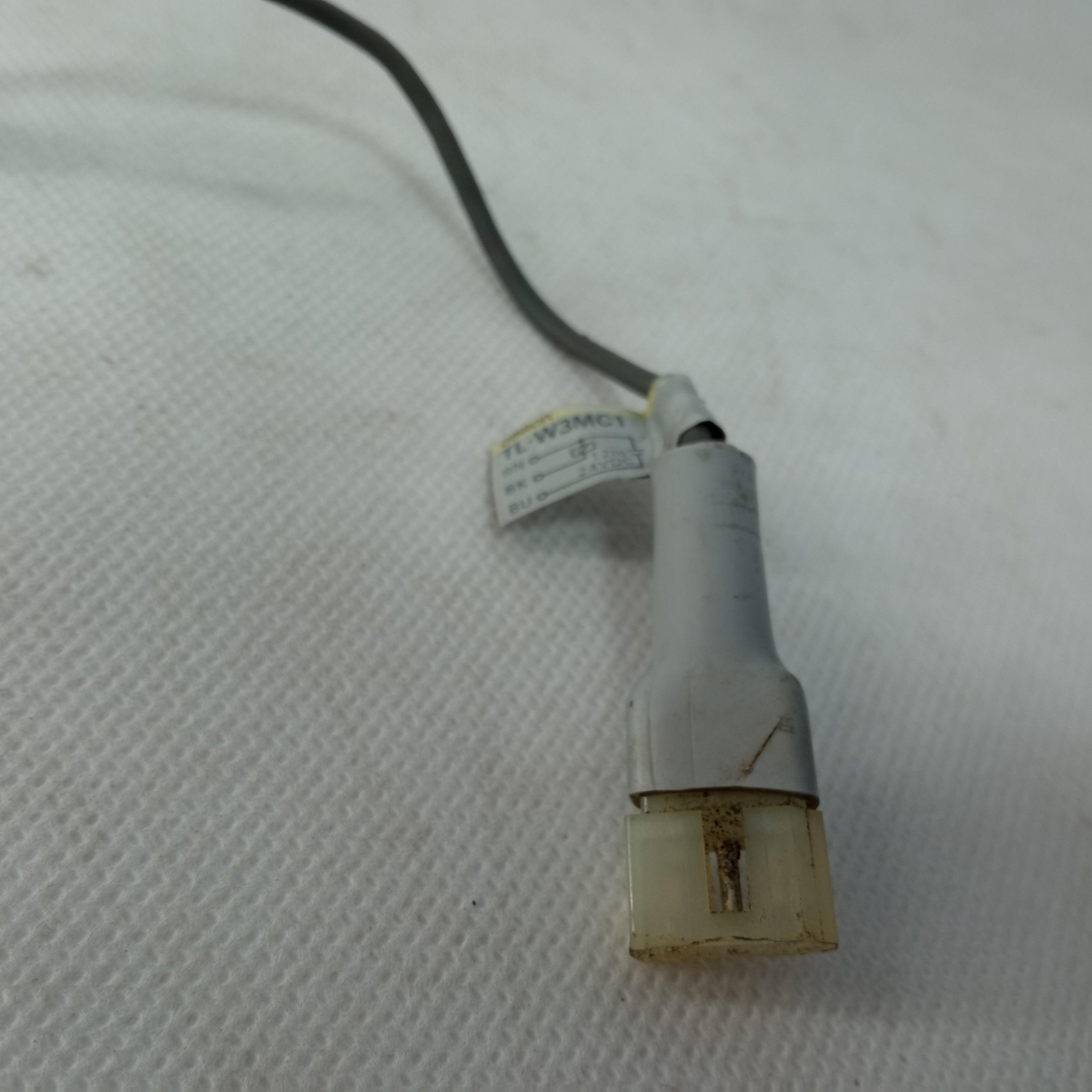 Omron Proximity Switch Sensor TL-W3MC1 used  in Pakistan thumbnail 2