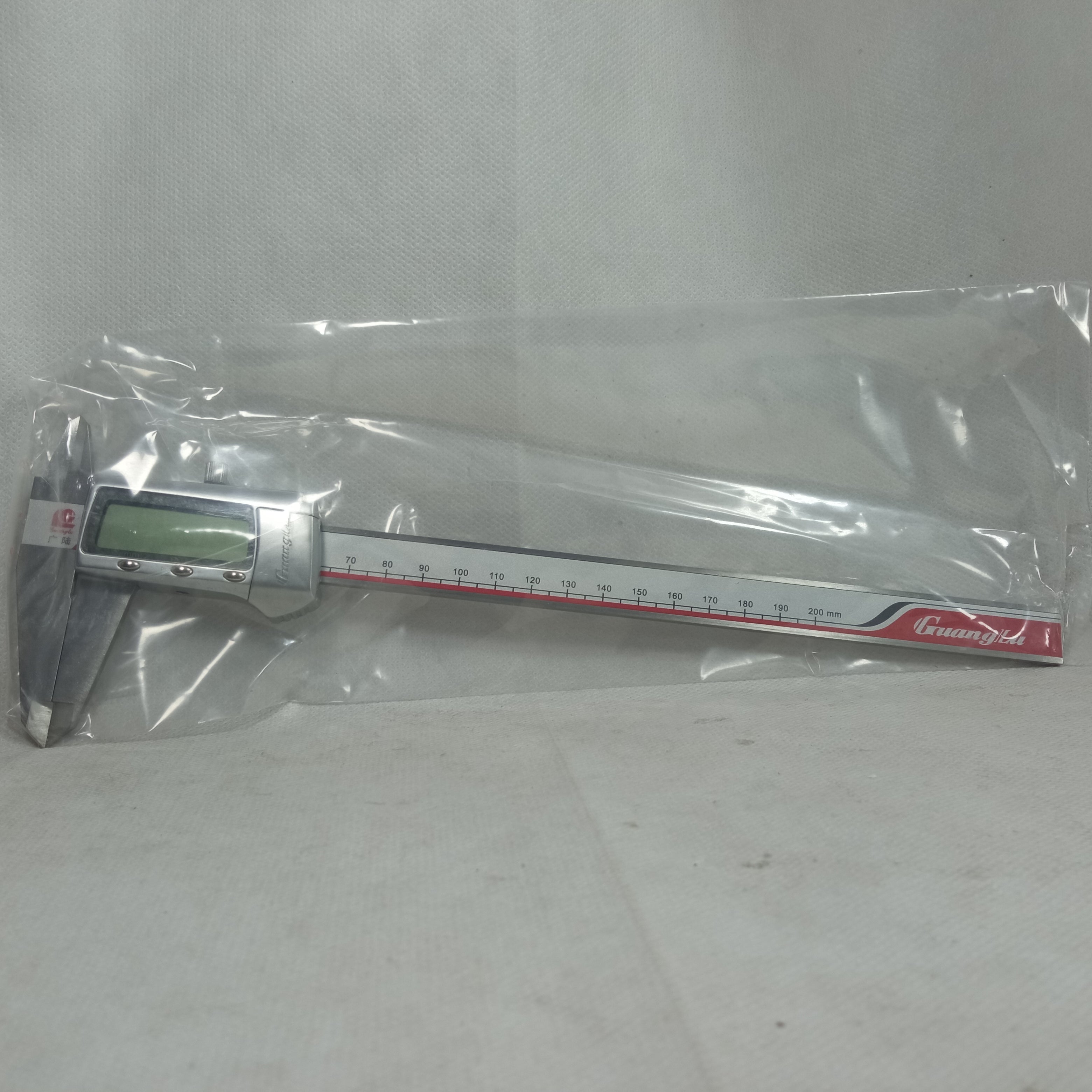 Stainless Steel Digital Vernier Caliper GUANGLU Digital Caliper Measuring Tool in Pakistan - 8 Inch 200mm thumbnail 3