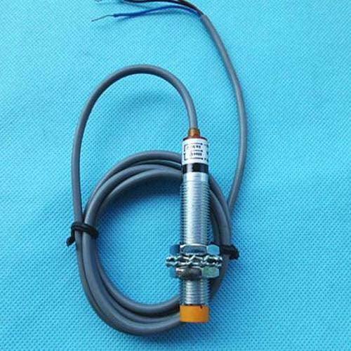 E2E-X5MF1 PNP High Quality Omron Proximity Inductive Switch Sensor in Pakistan thumbnail 4