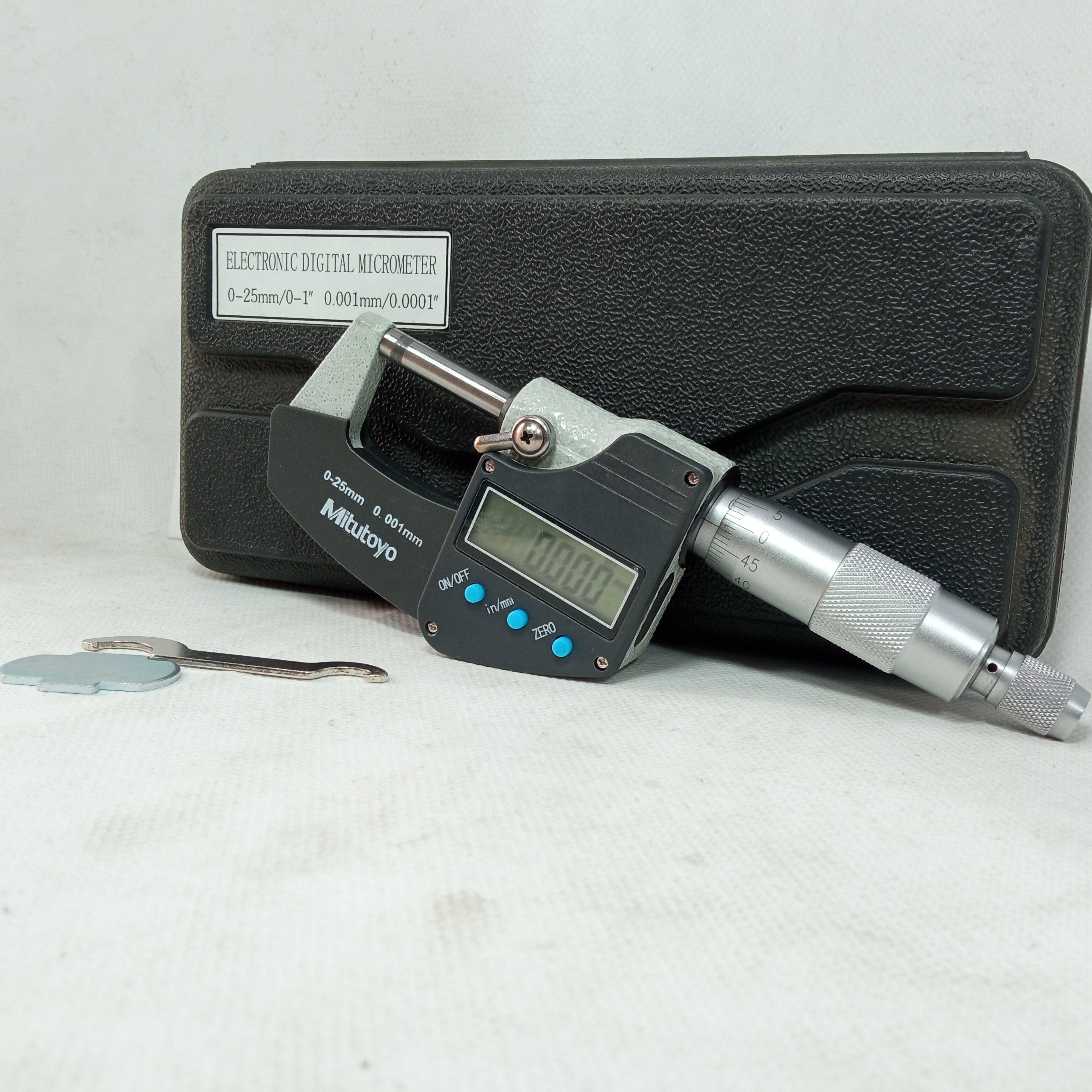 Mitutoyo Digital Screw Gauge Micro meter  0-25mm/0.001mm china made  in Pakistan thumbnail 4