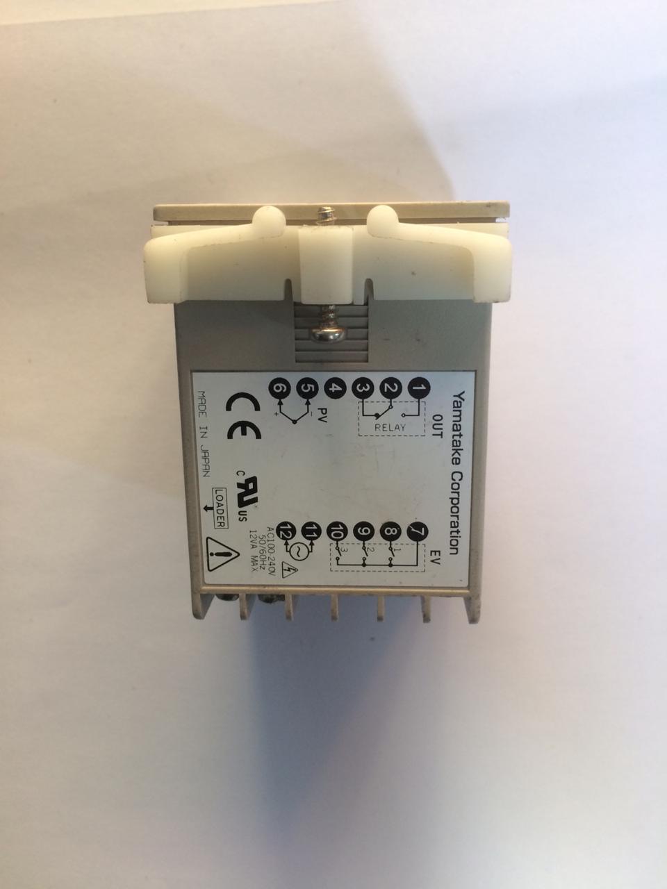 Sdc15 Yamatake Azbil Temperature Regulator Temperature Controller k type Lotted in Pakistan - Relay thumbnail 5