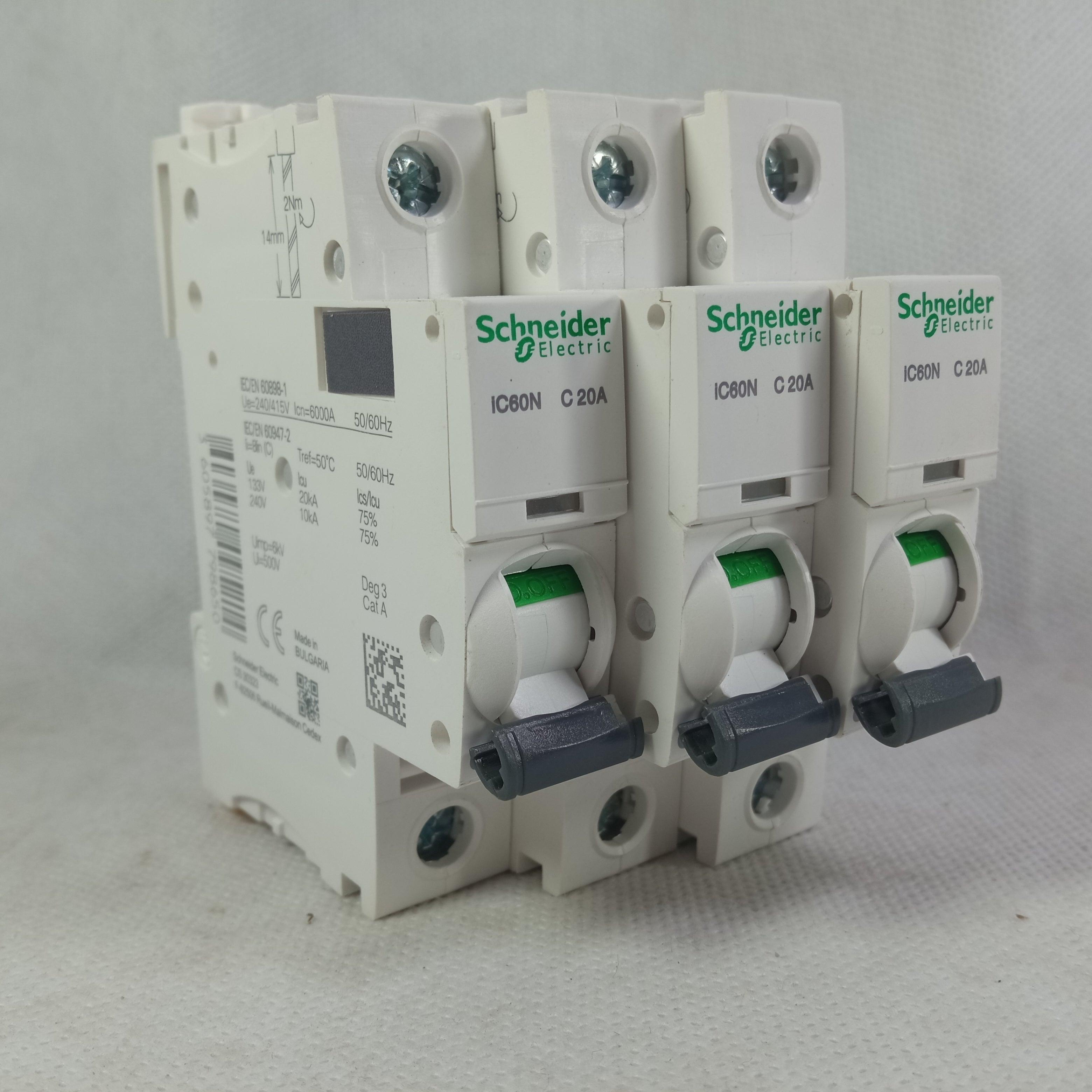 Schneider MCB AC Circuit Breakers China Made in Pakistan - 4 pole / 10A