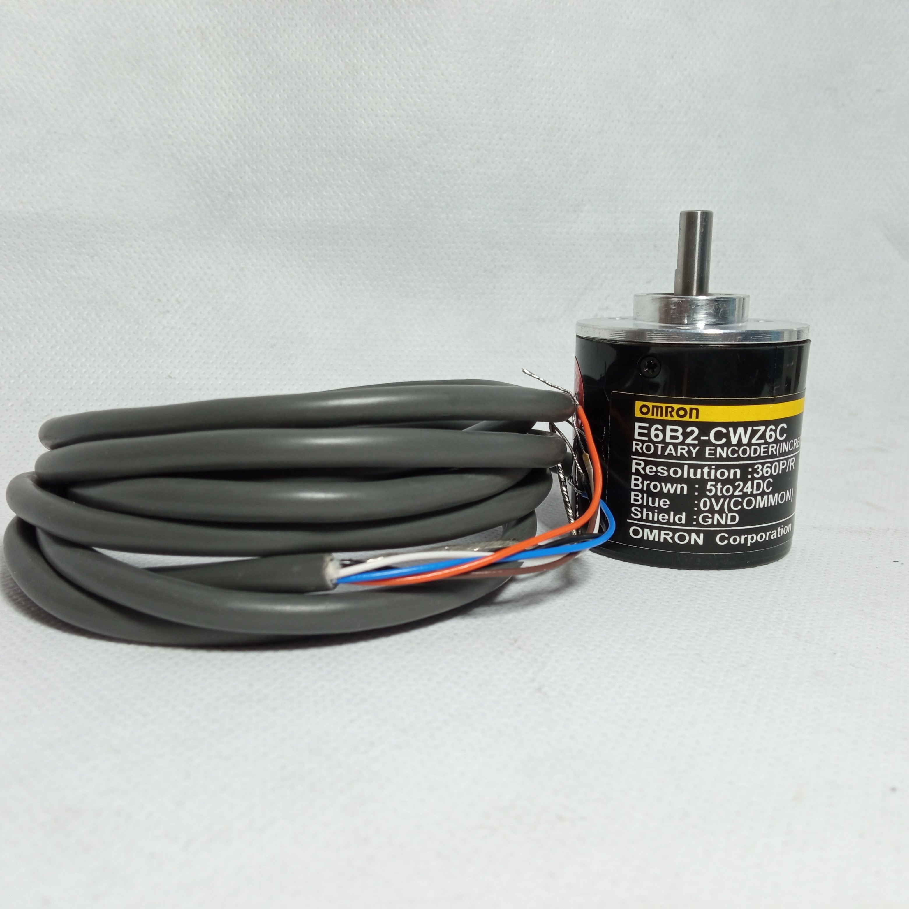 360PPR OMRON Incremental Rotary Encoder E6B2-CWZ6C in Pakistan thumbnail 2