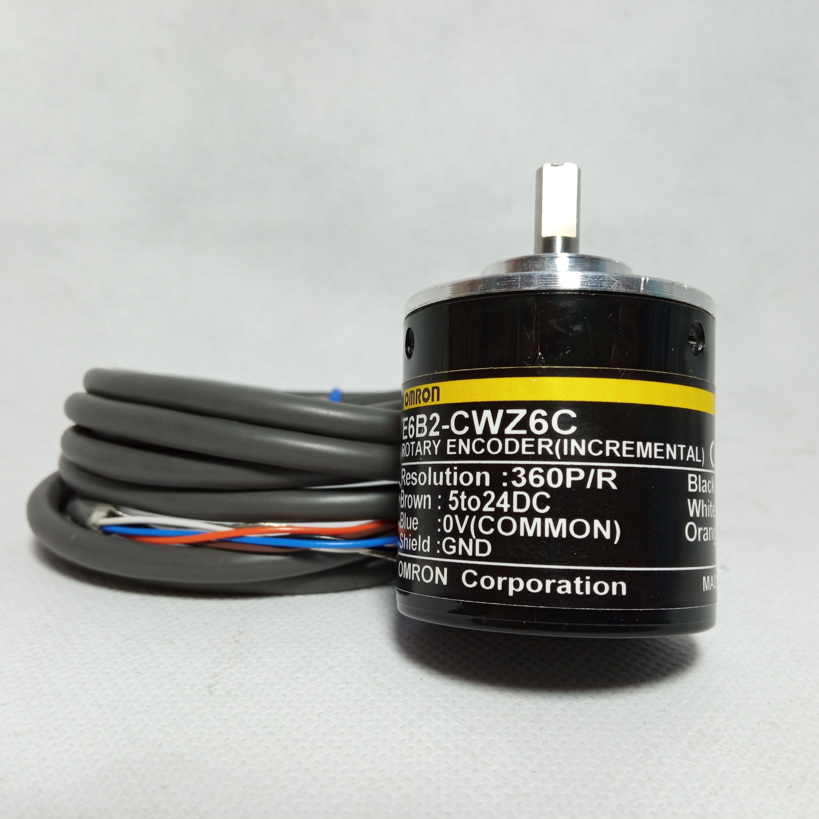 360PPR OMRON Incremental Rotary Encoder E6B2-CWZ6C in Pakistan thumbnail 4