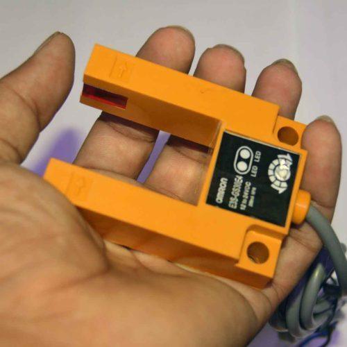 E3S-GS30E4 photoelectric switch u shaped sensor  NPN in Pakistan