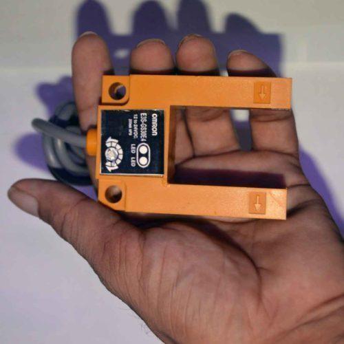 E3S-GS30E4 photoelectric switch u shaped sensor  NPN in Pakistan thumbnail 2