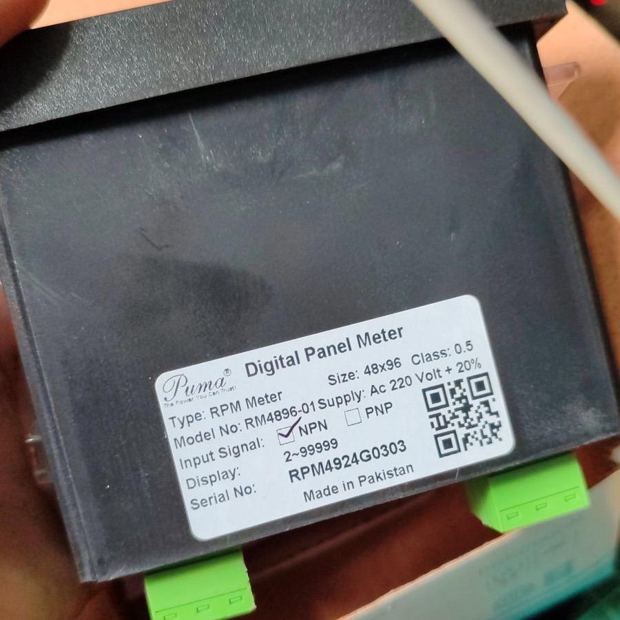 NPN Panel Mount Tachometer RPM Meter thumbnail 3