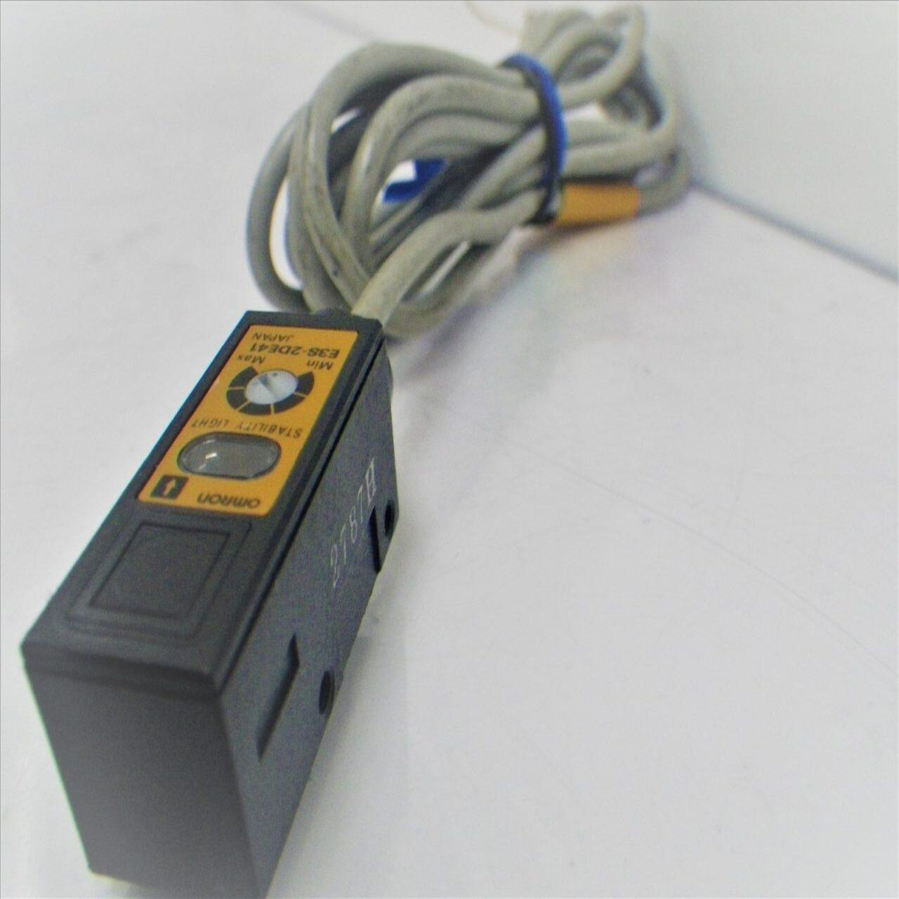 OMRON PHOTOELECTRIC STABILITY LIGHT 24VDC E3S-2DE41