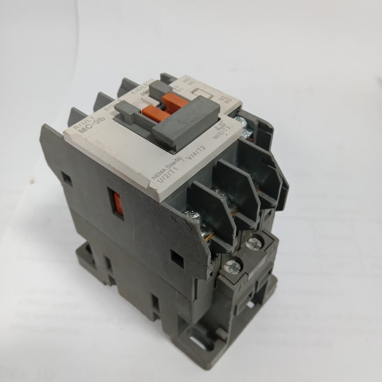 LS Electric MC-9b Sol Contactor in Pakistan thumbnail 4