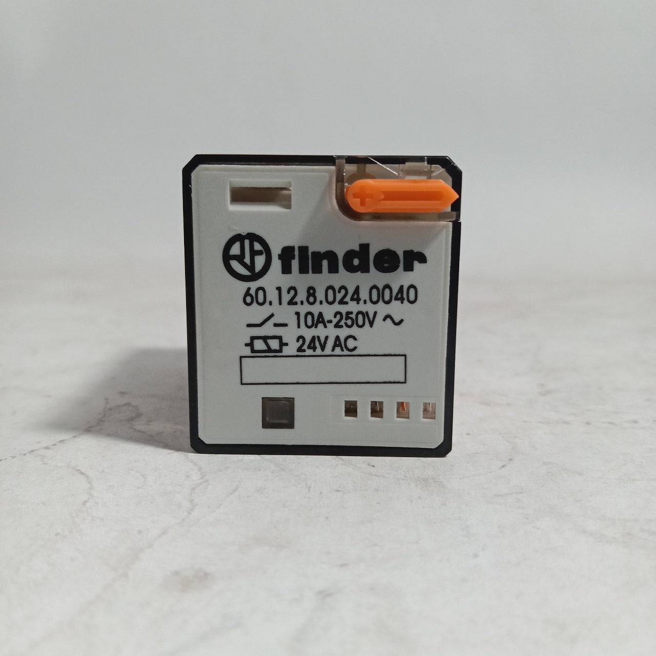Finder 8 Pin Relay 60.12 in Pakistan - 220VAC