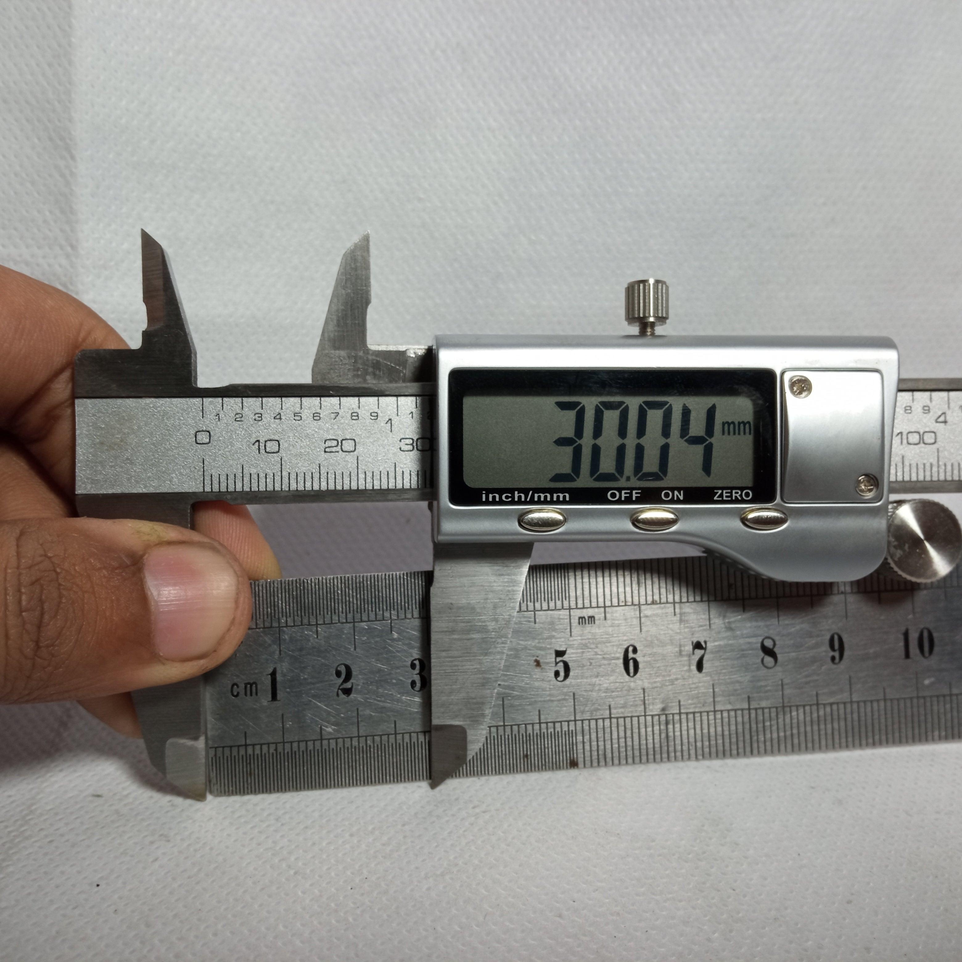 Metal 6 Inch 150mm Stainless Steel Digital Vernier Caliper in Pakistan thumbnail 4