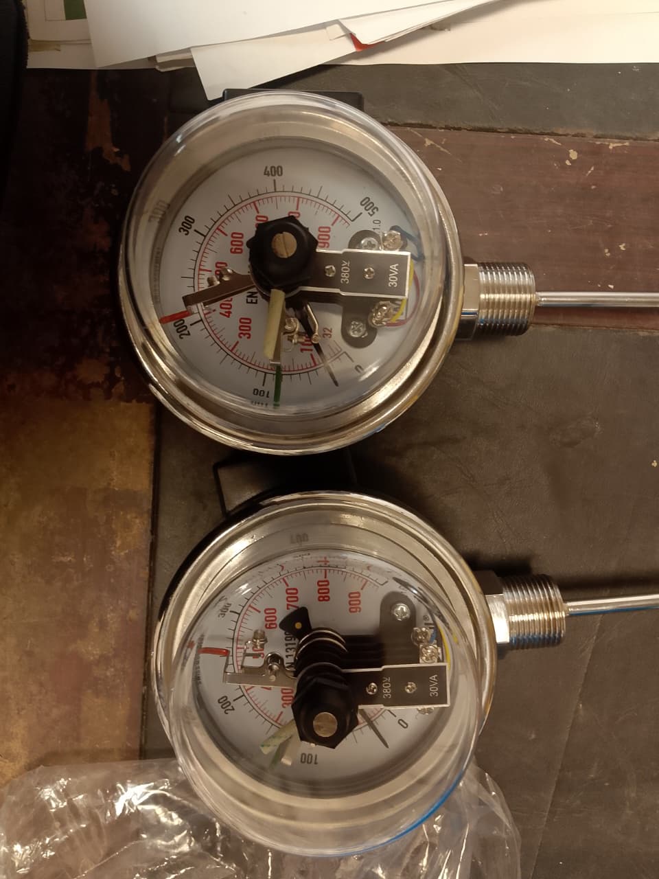 WIKA High-Range 500°C Temperature Gauge in Paakistan thumbnail 5
