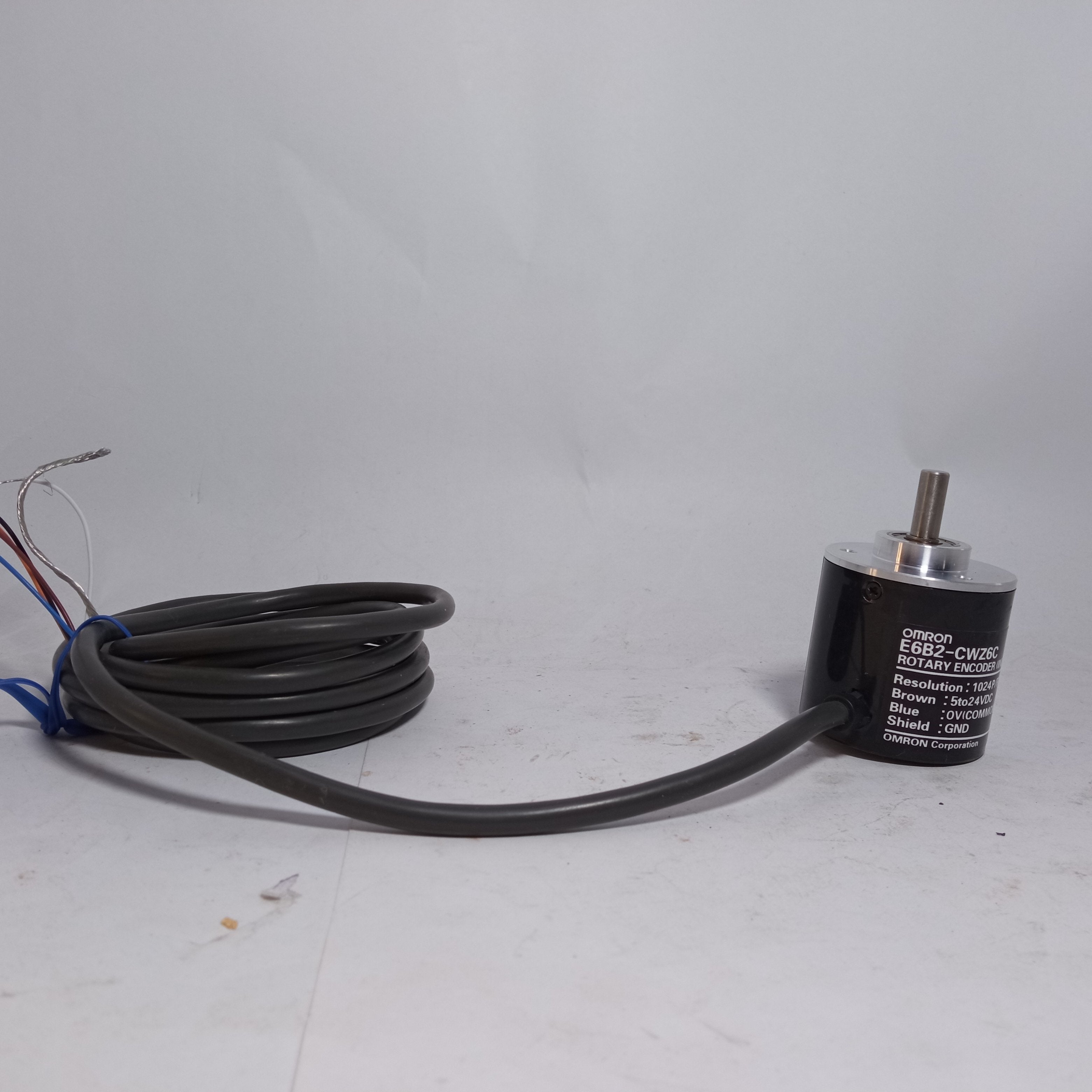 1024PPR OMRON Incremental Rotary Encoder E6H-CWZ3X Line Drive 8-Wire in Pakistan thumbnail 3